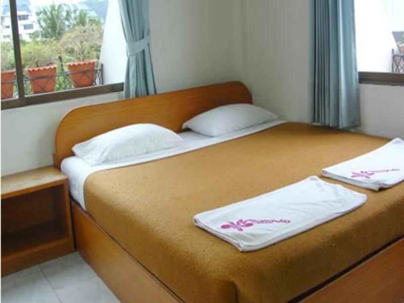 Chongko Guesthouse Patong Luaran gambar