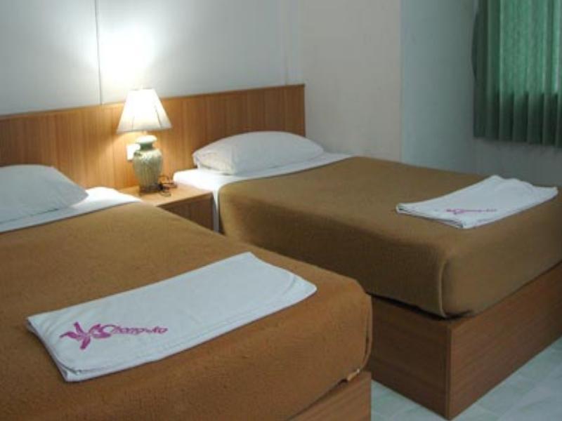 Chongko Guesthouse Patong Luaran gambar